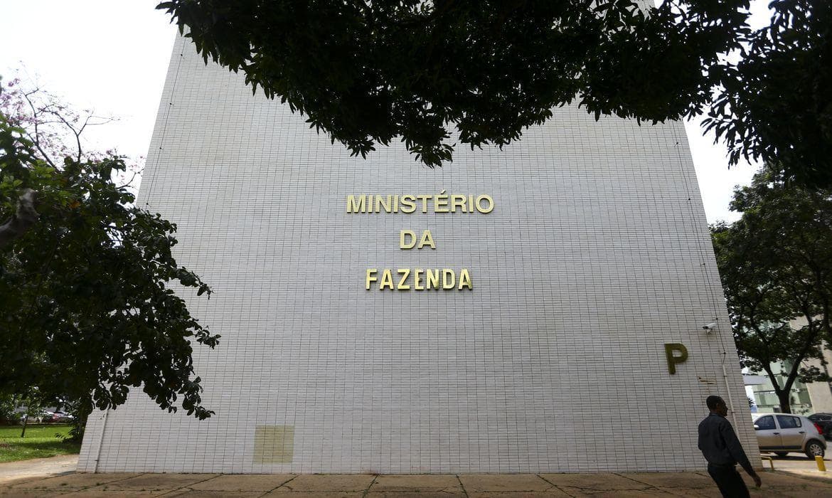 fachada-ministerio_mcamgo_abr_100420231818-30.jpg